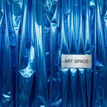Аренда Фотозона из синей фольги в Mantera Supreme — ART SPACE