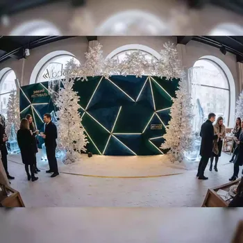 Аренда Пресс волл на ткани в ресторане «Voda» — ART SPACE
