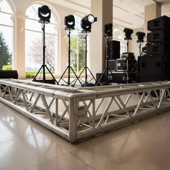Аренда Угол для фермы 4 сторонний алюминиевый Layher H 40V в отеле Radisson Lazurnaya — ART SPACE