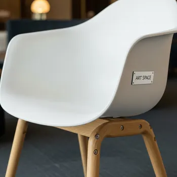 Аренда Стул дизайнерский Eames стиль DSW DAW white белого цвета в Golden Tulip Rosa Khutor — ART SPACE