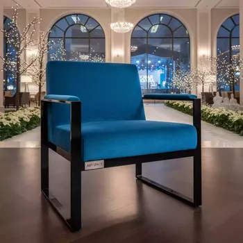 Аренда Стул Prado велюр Velutto каркас черный глянец в City Park Hotel Sochi — ART SPACE