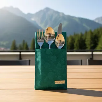 Аренда Куверт журавинка цветок на 3 прибора изумруд в Golden Tulip Rosa Khutor — ART SPACE