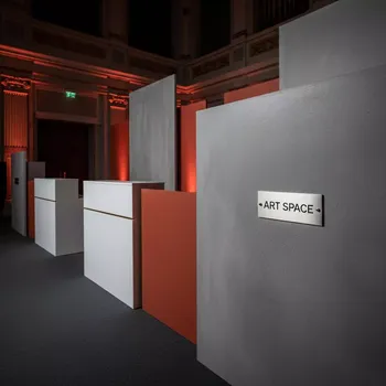 Аренда Плиты цементные и СМЛ в Зале органной и камерной музыки — ART SPACE
