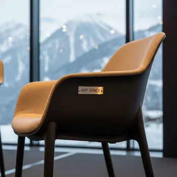Аренда Кресло пластиковое Portofino с подушками бежевого цвета в Sochi Marriott Krasnaya Polyana — ART SPACE