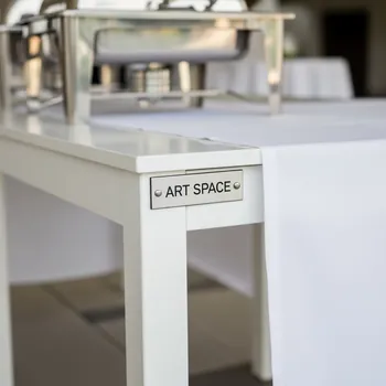 Аренда Стол со скатертью Catering белый в Novotel Resort — ART SPACE
