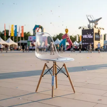 Аренда Кресло прозрачное Gliss Wood в санатории «Заполярье» — ART SPACE