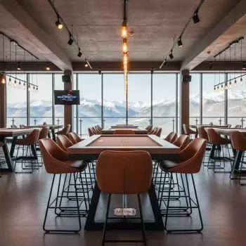 Аренда Мебель лофт в Courtyard by Marriott Sochi — ART SPACE