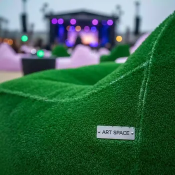 Аренда Кресло мешок зеленая трава в пляжном клубе Del Mar — ART SPACE