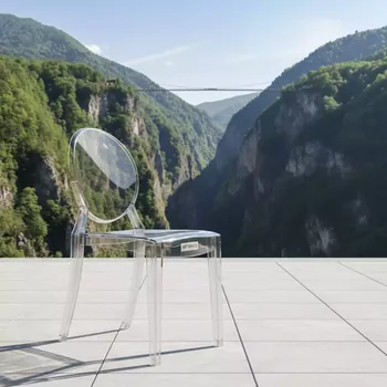 Аренда Стул прозрачный пластиковый Victoria Ghost в Skypark Sochi — ART SPACE
