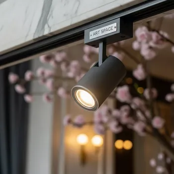 Аренда Трековый светильник Volpe ULB Q 276 LED 8 Вт 4000 К в ресторане «D.O.M» — ART SPACE