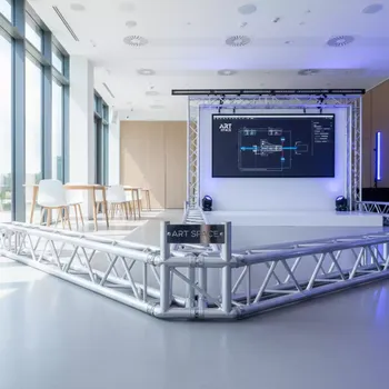 Аренда Модуль для трех ферм Involight ISX 29 C 07 в Radisson Collection Paradise — ART SPACE