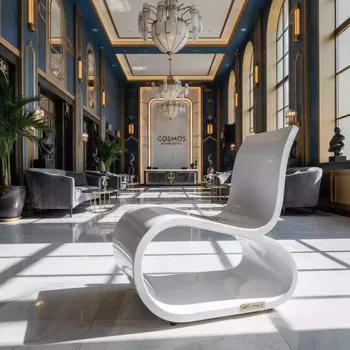 Аренда Стул Panton Chair белый глянцевый пластиковый в Cosmos Sochi Hotel — ART SPACE
