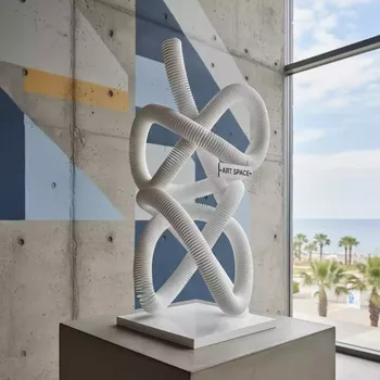 Аренда Пружина пластиковая Lamirel диаметр 6 мм белая в Swissôtel Resort Sochi Kamelia — ART SPACE