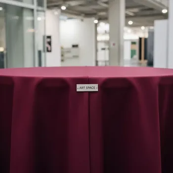Аренда Скатерть круглая Pantone 208 бордовая в Omega Sirius — ART SPACE