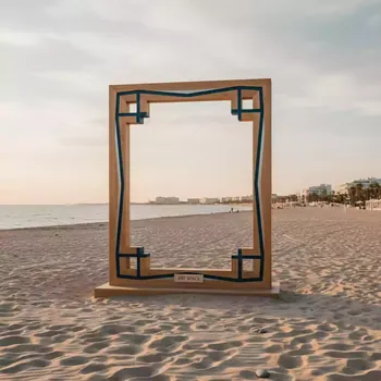 Аренда Рамка резная на пляже «Ривьера» — ART SPACE