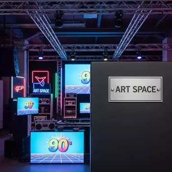Аренда Квиз "Назад в 90 е" онлайн в ресторане «La Terrazza» — ART SPACE