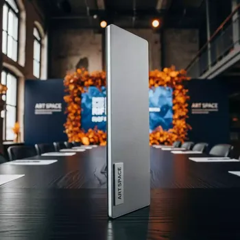 Аренда Монитор выдвижной моторизированный Wize Pro WR 22GF silver в Зимнем театре — ART SPACE