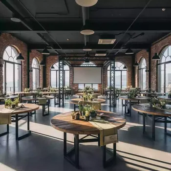 Аренда Столы банкетные 150 см в отеле Radisson Lazurnaya — ART SPACE