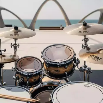 Аренда Комплект тарелок для барабанов H Crash Ride Zildjian Paiste Sabian на пляже «Маяк» — ART SPACE