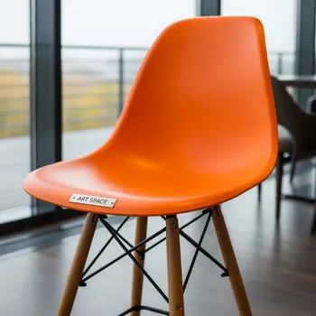 Аренда Стул барный оранжевый Eames DSW в ресторане «Баран-Рапан» — ART SPACE