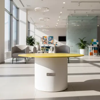 Аренда Журнальный стол белый с желтой столешницей в отеле Radisson Lazurnaya — ART SPACE