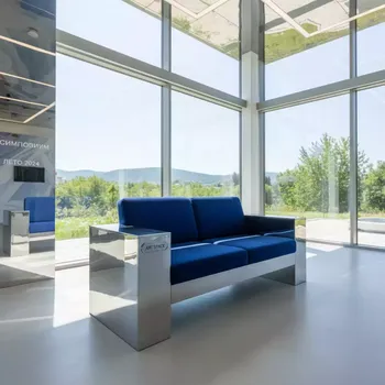 Аренда Диван двухместный andrian silver и blue в санатории «Заполярье» — ART SPACE