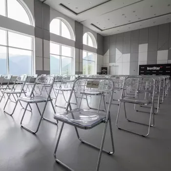 Аренда Стул складной прозрачный Fold Clear в Гранд Отель Поляна — ART SPACE
