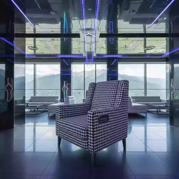 Аренда Кресло Мэйден гусиная лапка черно белый в Rixos Krasnaya Polyana — ART SPACE