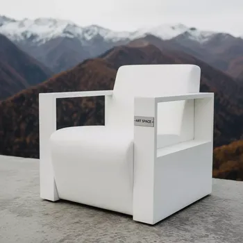 Аренда Кресло пластиковое белое Trill Armchair на площадке Rosa Peak (2320м) — ART SPACE
