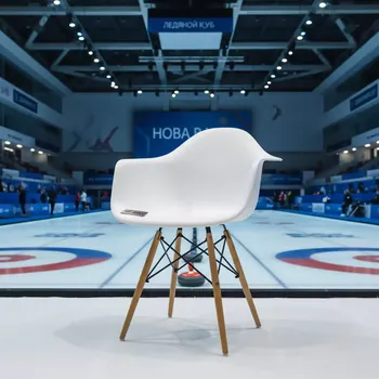 Аренда Стул деревянный Eames белый в Керлинговом центре «Ледяной куб» — ART SPACE