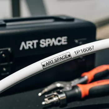 Аренда Трубка термоусадочная Vell HSE 231 Brother 11,7 мм черный на белом в Mantera Supreme — ART SPACE