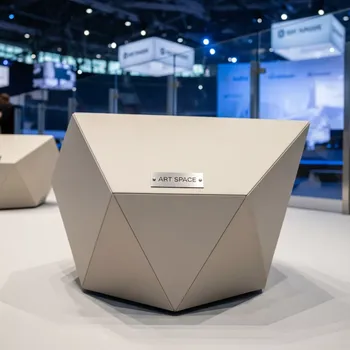 Аренда Пуф beige polygonal Shape в Ледовом дворце «Айсберг» — ART SPACE