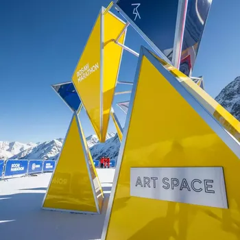 Аренда Пленка желтая Oracal 641 на площадке Rosa Peak (2320м) — ART SPACE