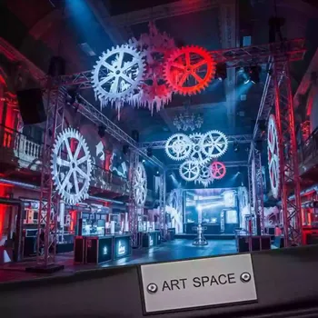 Аренда Аттракционы и развлечения на день России в отеле «Богатырь» — ART SPACE