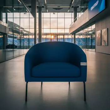 Аренда Кресло Балатон синее на арене «Фишт» — ART SPACE