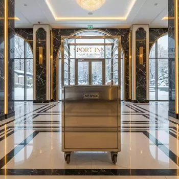 Аренда Тележка шпилька Ethereal для гастроемкостей нержавеющая сталь в Sport Inn Hotel & Wellness — ART SPACE