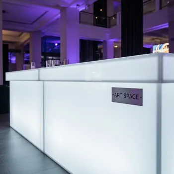 Аренда Стойка барная пластиковая Frozen Desk Large в Radisson Collection Paradise — ART SPACE