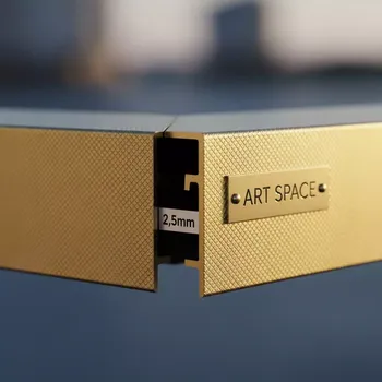 Аренда Уголок 15 мм PAC Patterned 2,5 мм золото в Alpha Sirius — ART SPACE