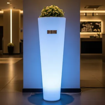 Аренда Кашпо светящееся LED конус Flow 220V RGB L в City Park Hotel Sochi — ART SPACE