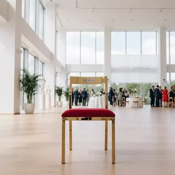 Аренда Стул Napoleon Gold Red красный в комплексе «Дагомыс» — ART SPACE