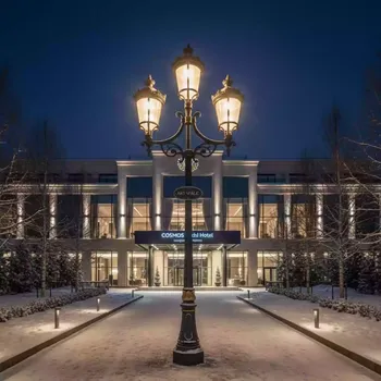 Аренда Фонарь уличный трехрожковый Париж в Cosmos Sochi Hotel — ART SPACE