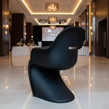 Аренда Кресло Grail черное в Mövenpick Hotel — ART SPACE
