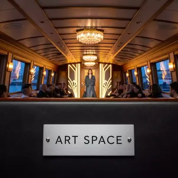 Аренда Радиомикрофоны головные на VIP теплоходе (Морпорт Сочи) — ART SPACE