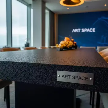 Аренда Столешница Oxalit Maduro в Radisson Collection Paradise — ART SPACE