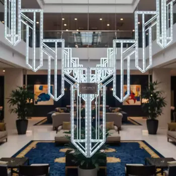 Аренда Гирлянда электрическая Winter Glade холодный белый свет 370 ламп в Swissôtel Resort Sochi Kamelia — ART SPACE