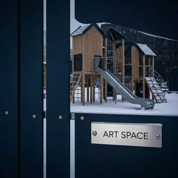 Аренда Детская площадка Крафтик на Медальной площади — ART SPACE