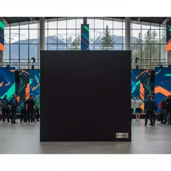 Аренда Ширма чёрная мобильная стена 200х200 см Гранд Отель Поляна — ART SPACE