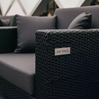 Аренда Кресло пластиковое плетеное с подушками Monaco Lounge в Stella di Mosca — ART SPACE
