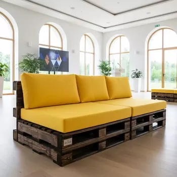 Аренда Диван паллетный модульный обожженный с желтой подушкой в Sport Inn Hotel & Wellness — ART SPACE