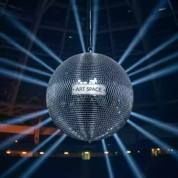 Аренда Зеркальный шар Discoball 75 см Involight MB 30 на арене «Фишт» — ART SPACE